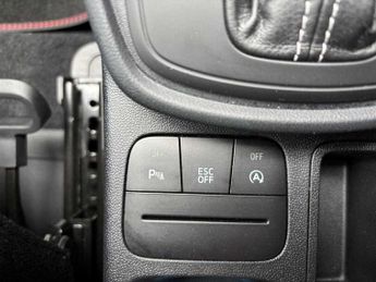 Ford Puma 1.0 EcoBoost Hybrid mHEV ST 5dr DCT