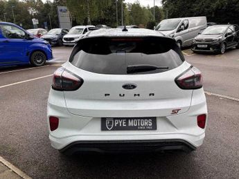 Ford Puma 1.0 EcoBoost Hybrid mHEV ST 5dr DCT