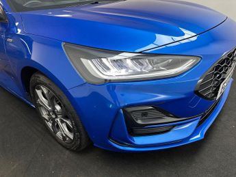 Ford Focus 5Dr ST-Line 1.0 MHEV 155PS Auto