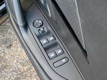 Peugeot 208 1.2 PureTech GT EAT Euro 6 (s/s) 5dr