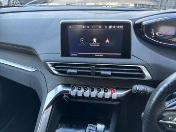 Peugeot 3008 5Dr GT Line Premium 1.2 Auto
