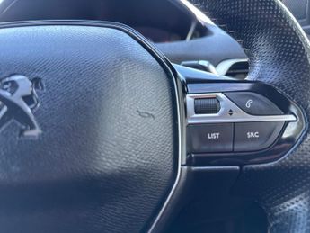 Peugeot 3008 5Dr GT Line Premium 1.2 Auto