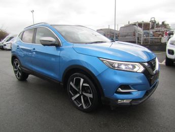 Nissan Qashqai 1.2 DiG-T Tekna+ 5dr Auto - Glass Pan Roof / Leather / Sat Nav