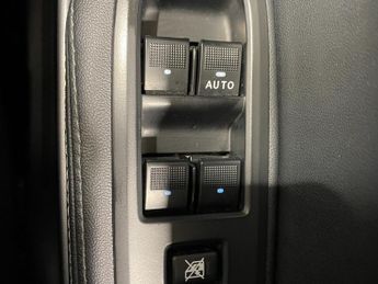 Ford Ranger 2.0 EcoBlue (170PS) Auto 4x4 LIMITED Pick Up***ROLLER SHUTTER**