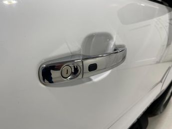 Ford Ranger 2.0 EcoBlue (170PS) Auto 4x4 LIMITED Pick Up***ROLLER SHUTTER**