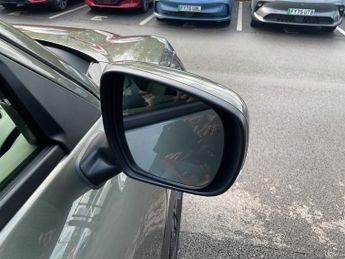 Suzuki E Vitara 128kW Motion 61kWh 5dr Auto