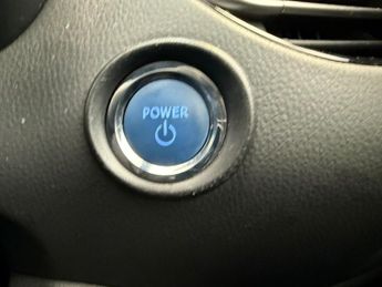 Toyota CHR 1.8 VVT-h Design CVT Euro 6 (s/s) 5dr