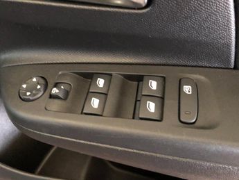 Vauxhall Corsa 100kW Elite Nav 50kWh 5dr Auto [7.4kWCh]