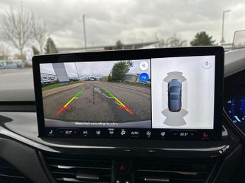 Ford Focus 5Dr ST-Line Vignale 1.0 MHEV 125PS Auto