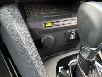 Ford Transit Courier 1.0 Active 125PS Auto