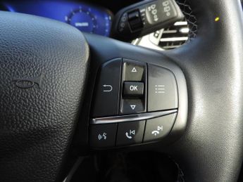 Ford Focus 1.0 EcoBoost Hybrid mHEV Active Vign 5dr Auto