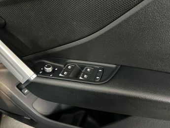 Audi Q2 5Dr S Line 35 1.5 Auto