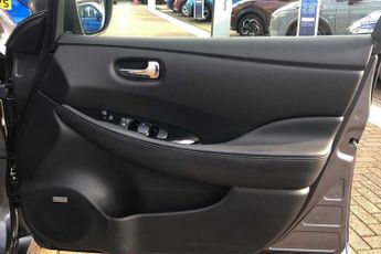 Nissan LEAF 110kW Tekna 39kWh 5dr Auto