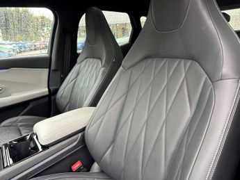 Ford Capri 5Dr Premium Extended Range 2WD Auto