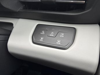 Ford Capri 5Dr Premium Extended Range 2WD Auto