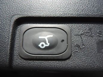 Ford Puma 123kW Select 43kWh 5dr Auto