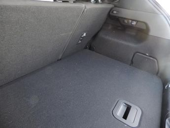 Ford Puma 123kW Select 43kWh 5dr Auto