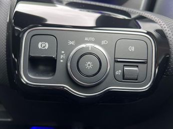 Mercedes-Benz A Class Mercedes A200 4Dr AMG Line Executive 1.3 Auto