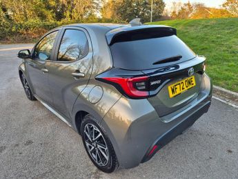 Toyota Yaris 1.5 VVT-h Design E-CVT Euro 6 (s/s) 5dr