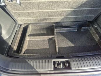 Hyundai Kona 150kW Premium SE 64kWh 5dr Auto