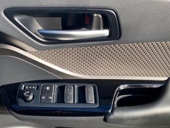 Toyota CHR 2.0 VVT-h Orange Edition SUV 5dr Petrol Hybrid CVT Euro 6 (s/s) 