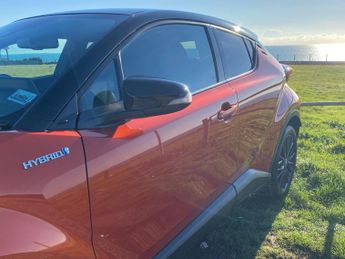 Toyota CHR 2.0 VVT-h Orange Edition SUV 5dr Petrol Hybrid CVT Euro 6 (s/s) 
