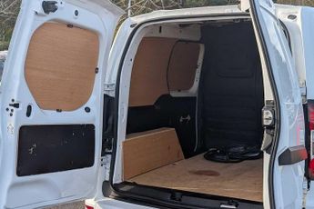 Nissan Townstar 90kW Tekna Van Auto 45kWh