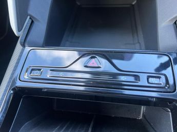 Ford Explorer 5Dr Premium Extended Range 2WD Auto