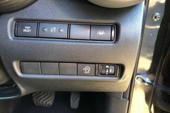 Nissan Juke 1.0 DiG-T 114 N-Connecta 5dr DCT