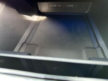 Ford Explorer 5Dr Premium Extended Range 2WD Auto