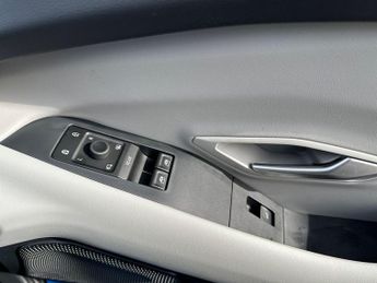 Ford Explorer 5Dr Premium Extended Range 2WD Auto