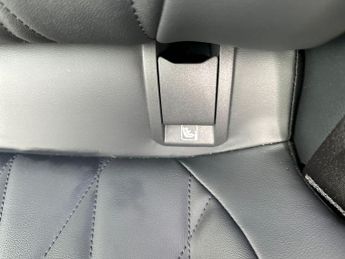 Ford Explorer 5Dr Premium Extended Range 2WD Auto