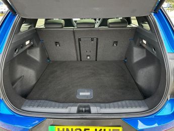 Ford Explorer 5Dr Premium Extended Range 2WD Auto