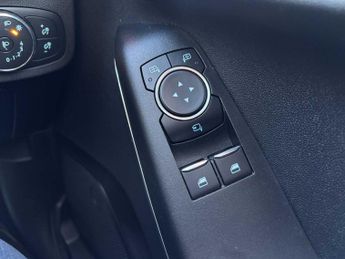 Ford Fiesta 1.0 EcoBoost Zetec 5dr Auto
