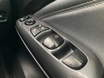 Nissan Juke 1.0 DiG-T Tekna 5dr DCT