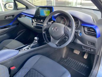 Toyota CHR 1.8 VVT-h Dynamic CVT Euro 6 (s/s) 5dr