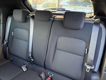 Nissan Juke 1.0 DiG-T N-Connecta 5dr DCT