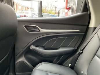 MG ZS 105kW Exclusive EV 45kWh 5dr Auto