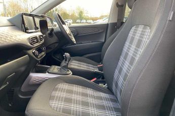 Hyundai i10 1.2 [79] Premium 5dr Auto [Nav]