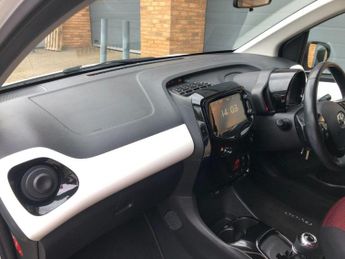 Toyota AYGO 1.0 VVT-i x-press x-shift Euro 6 5dr