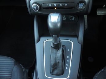 Ford Focus 1.0 EcoBoost Hybrid mHEV Titanium 5dr Auto