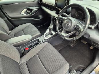 Toyota Yaris 1.5 VVT-h Icon E-CVT Euro 6 (s/s) 5dr