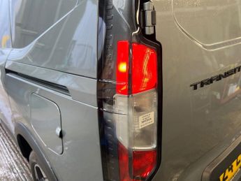 Ford Transit Courier 1.0 Active 125PS Auto