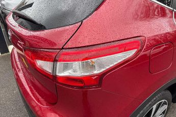 Nissan Qashqai 1.2 DiG-T Tekna [Non-Panoramic] 5dr Xtronic