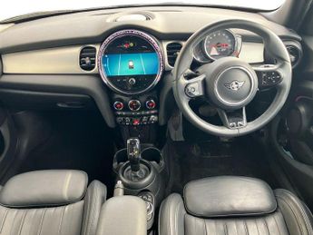 MINI HATCHBACK 1.5 Cooper Exclusive 5dr Auto