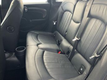 MINI HATCHBACK 1.5 Cooper Exclusive 5dr Auto