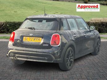 MINI HATCHBACK 1.5 Cooper Exclusive 5dr Auto