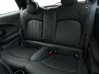 MINI HATCHBACK 135kW Cooper S Level 3 33kWh 3dr Auto