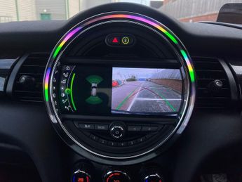 MINI HATCHBACK 135kW Cooper S Level 3 33kWh 3dr Auto