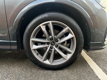 Audi Q3 35 TFSI Black Edition 5dr S Tronic
